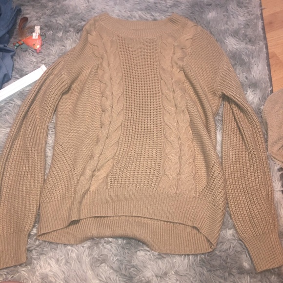 FASHION NOVA SWEATER🤎 - Picture 1 of 2